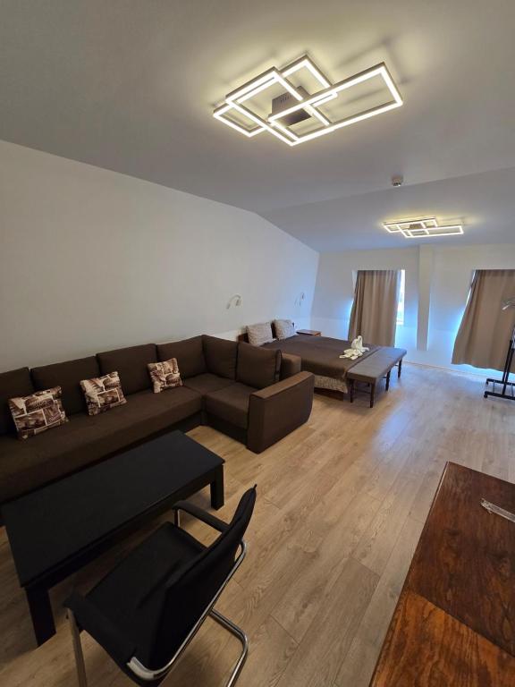 Istumisnurk majutusasutuses Hotel Sax Balkan
