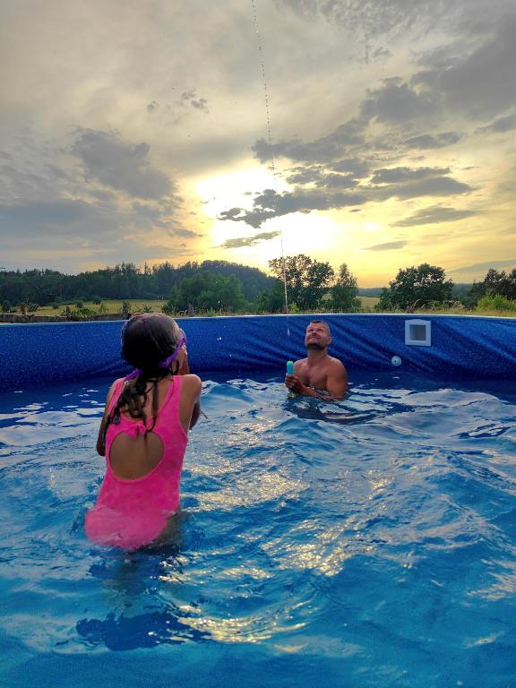 Majutusasutuse Glamping Niebiańska Osada Jurty Dolnośląskie & SPA külastajad