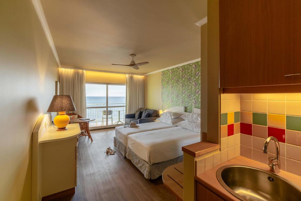 Pestana Ocean Bay Resort - Resim 37