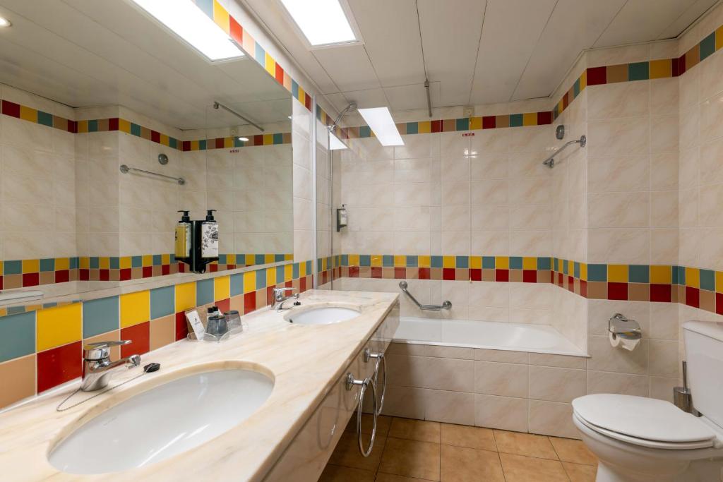 Pestana Ocean Bay Resort - Resim 40