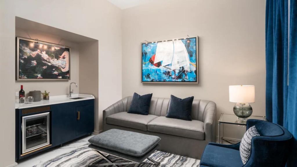 JW Marriott Savannah Plant Riverside District - One-Bedroom King Suite With Balcony And City View