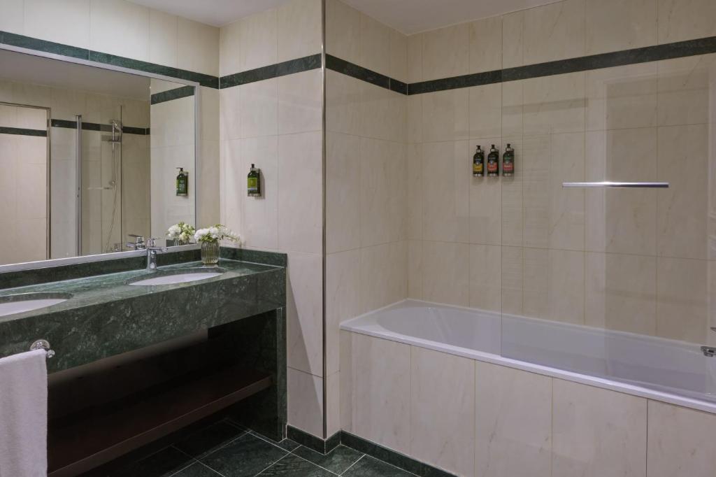 Fraser Suites Le Claridge Champs-Elysées - Resim 32