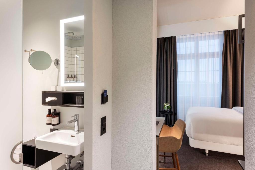 NH Bern The Bristol - Resim 26