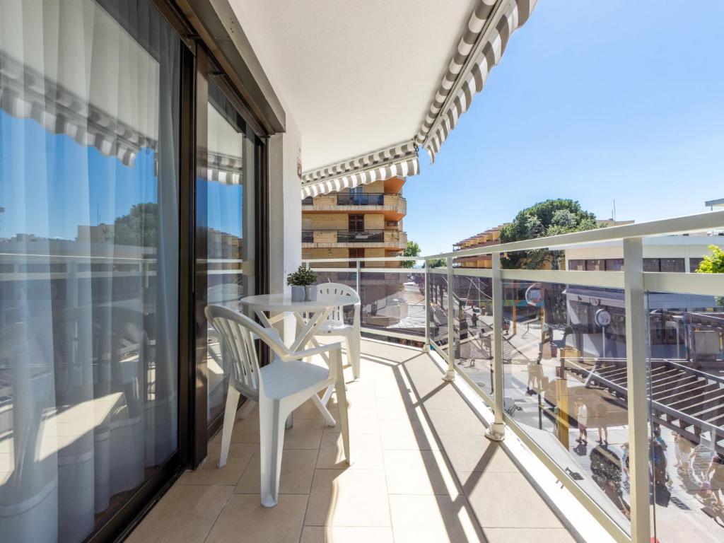 Apartment Bahia-2 by Interhome