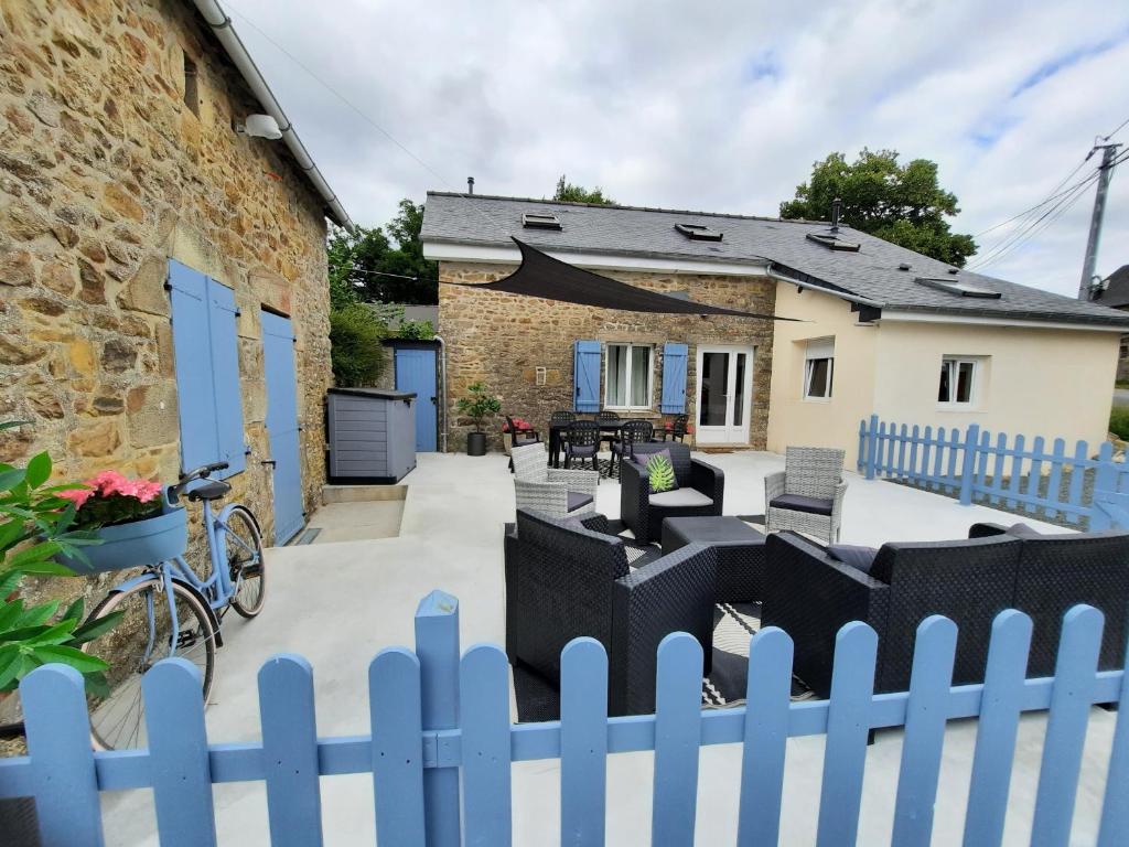 Tòa nhà nơi nhà nghỉ dưỡng tọa lạc