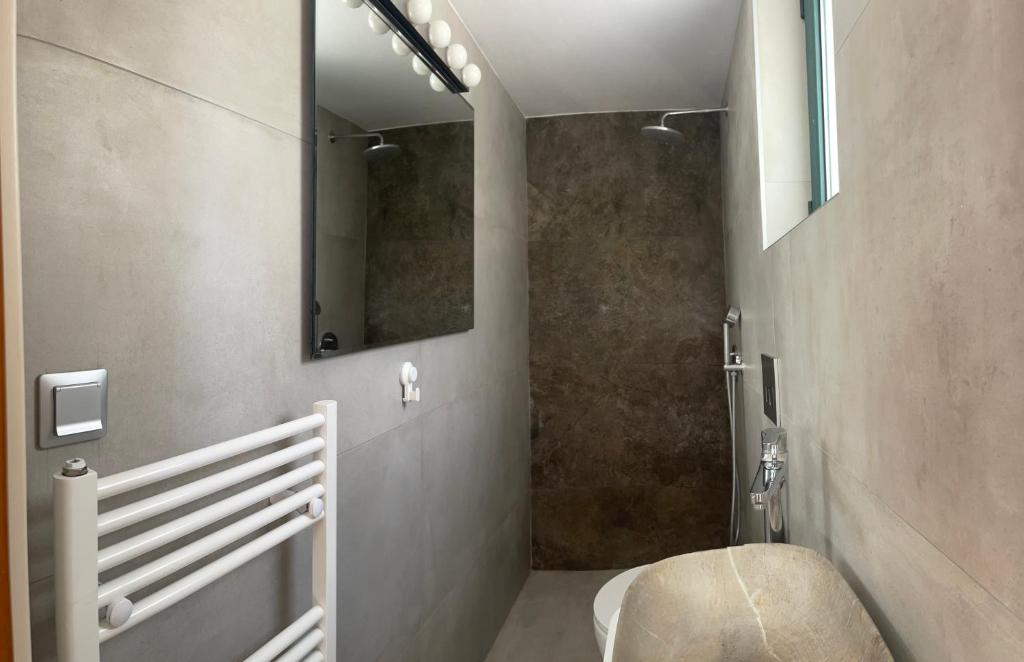 A bathroom at Nefeli Villas