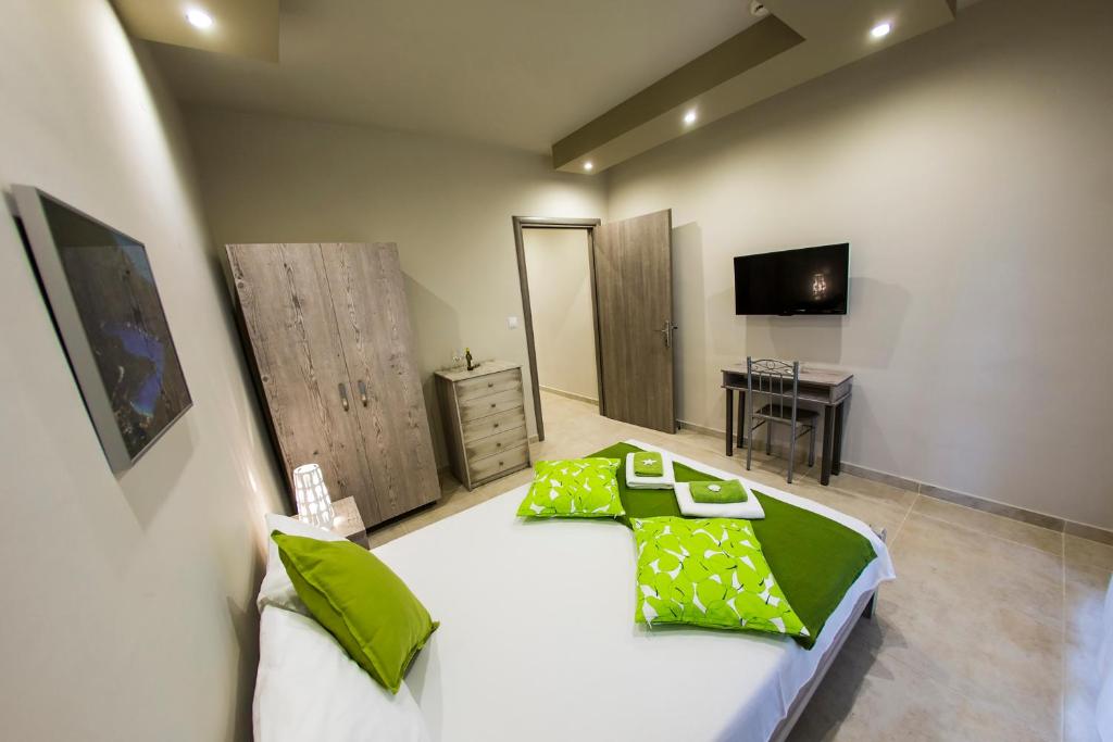 Postel nebo postele na pokoji v ubytování Zonita Guest House