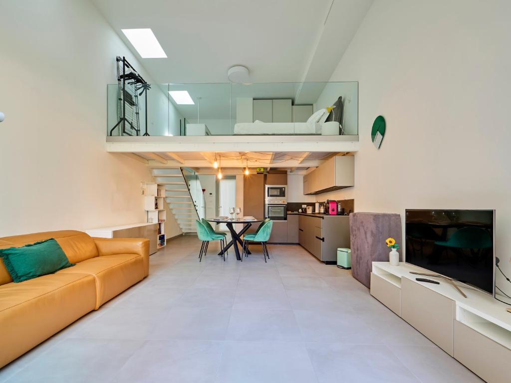 Elegant Loft with Hidden Garden Oasis - Portello