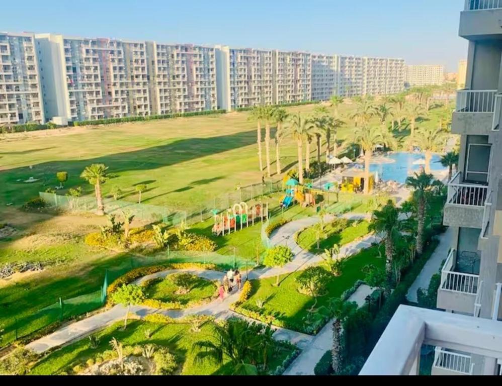 Imagen de la galería de ستديو viewpoolبورتو جولف مطل علي أبراج العالمين, en El Alamein