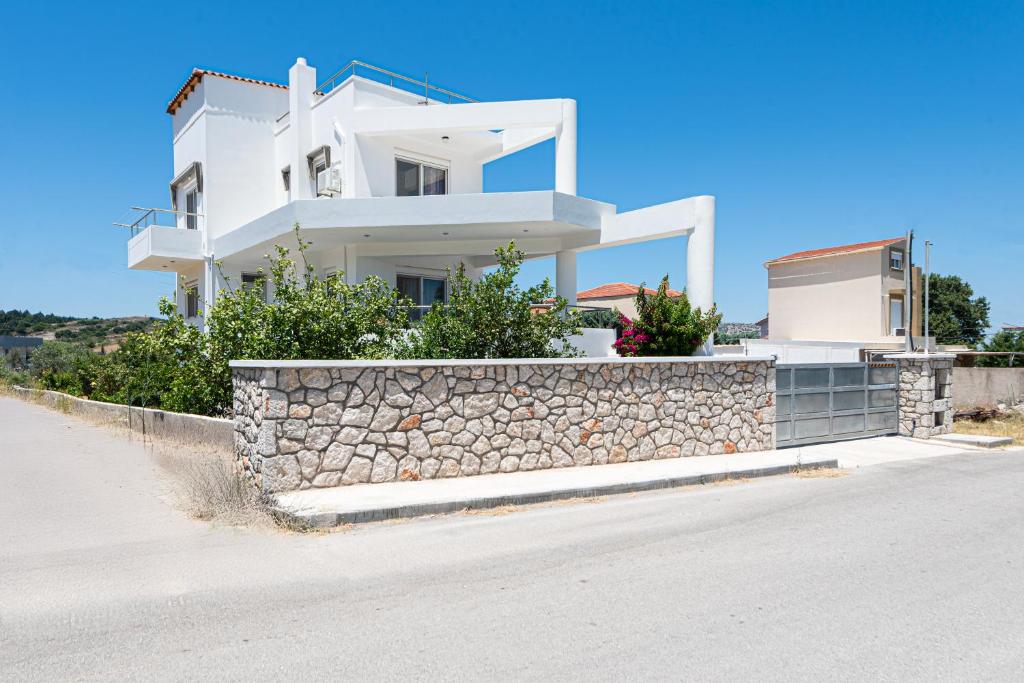 Το κτήριο όπου στεγάζεται  το διαμέρισμα