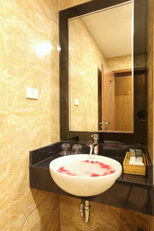 Koupelna v ubytování Au Viet Hotel