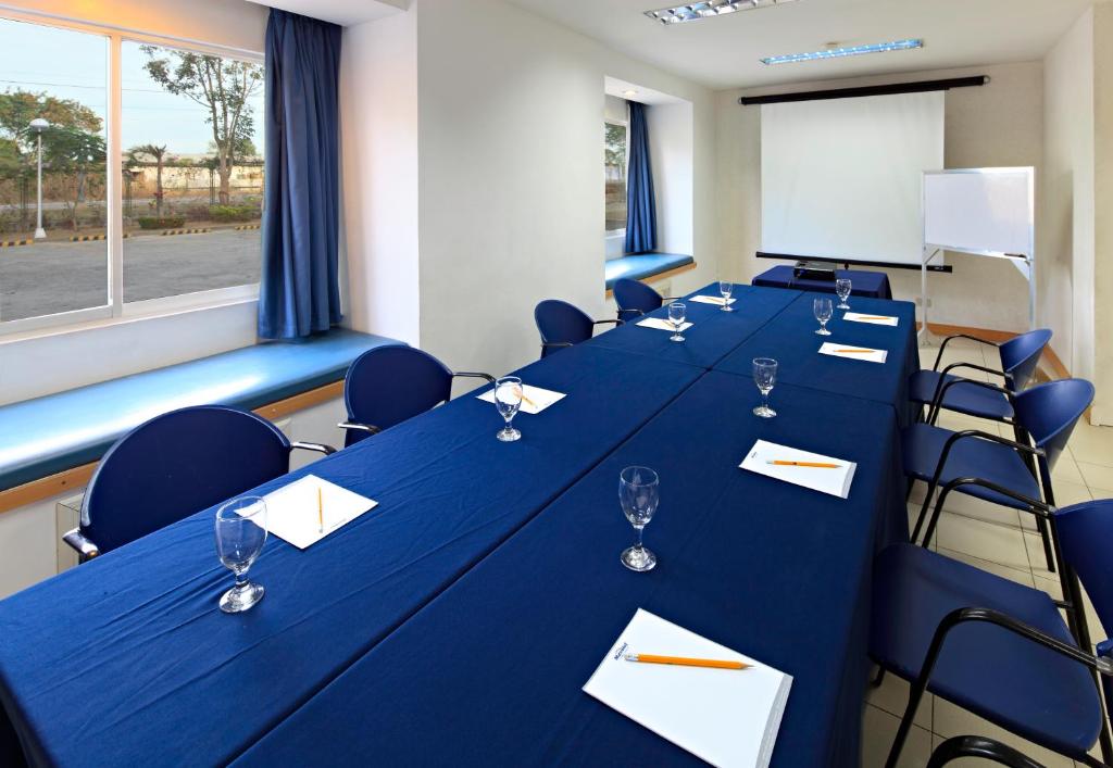 Konferenční prostory v ubytování Microtel by Wyndham Eagle Ridge