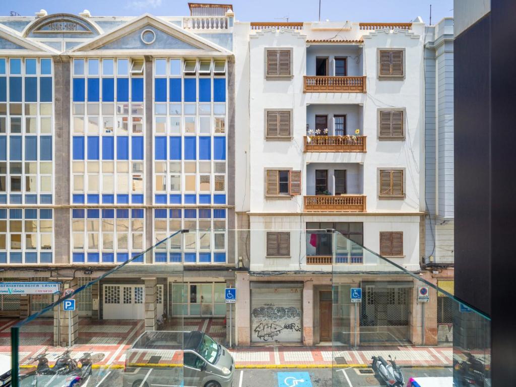 Apartment in Las Palmas near Playa de Las Canteras