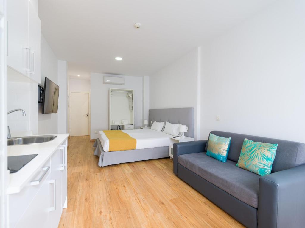 Studio in Las Palmas near Playa de Las Canteras