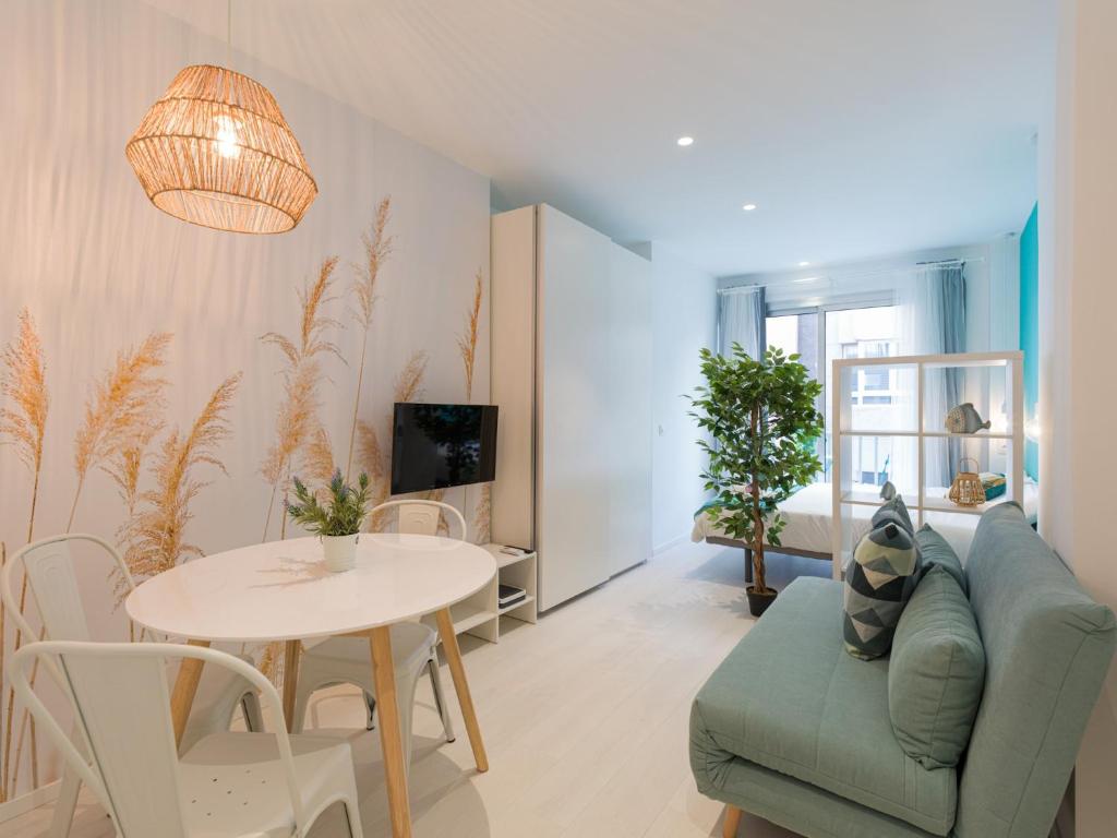 Apartment on Playa de Las Canteras Beach