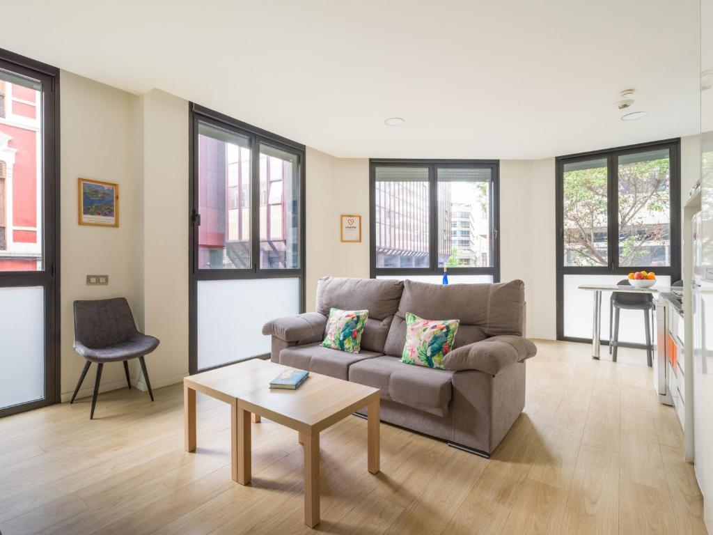Apartment in Las Palmas near Playa de Las Canteras