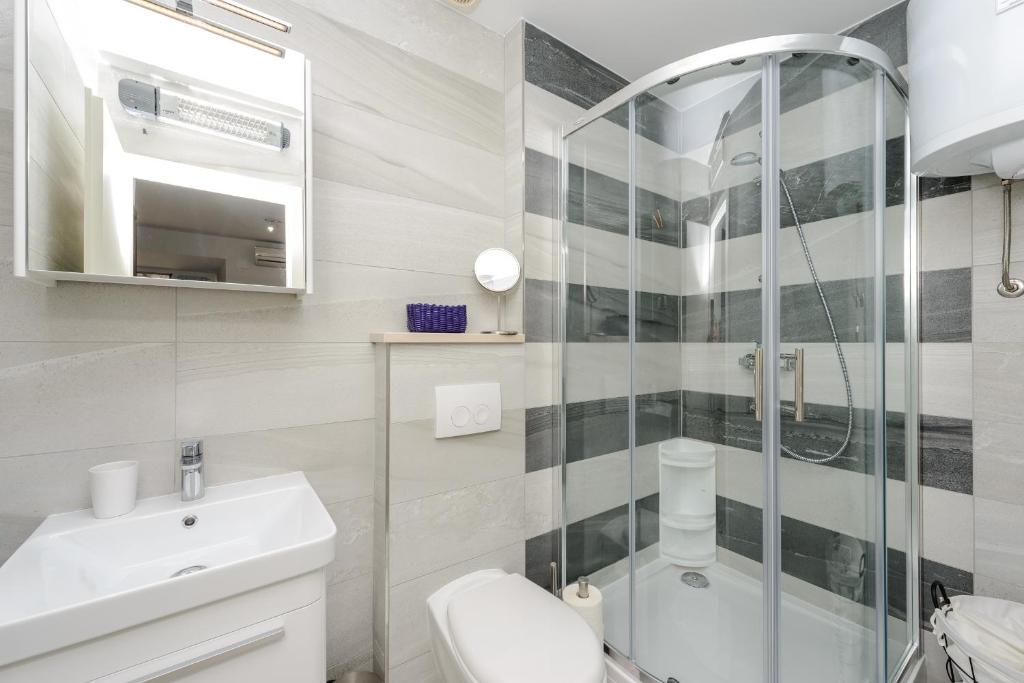 Kúpeľňa v ubytovaní Apartment MiNo
