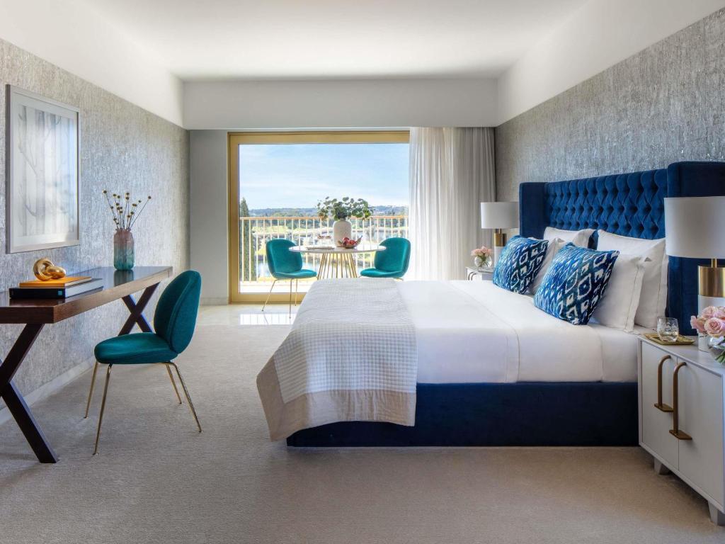 Кровать или кровати в номере Victoria Golf Resort and Spa Managed by Accor