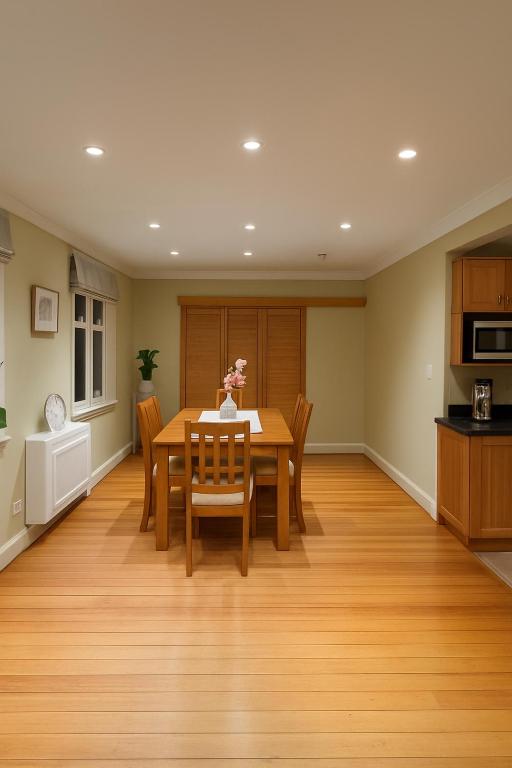 Lakeside Retreat with Swim Spa - Resim 10