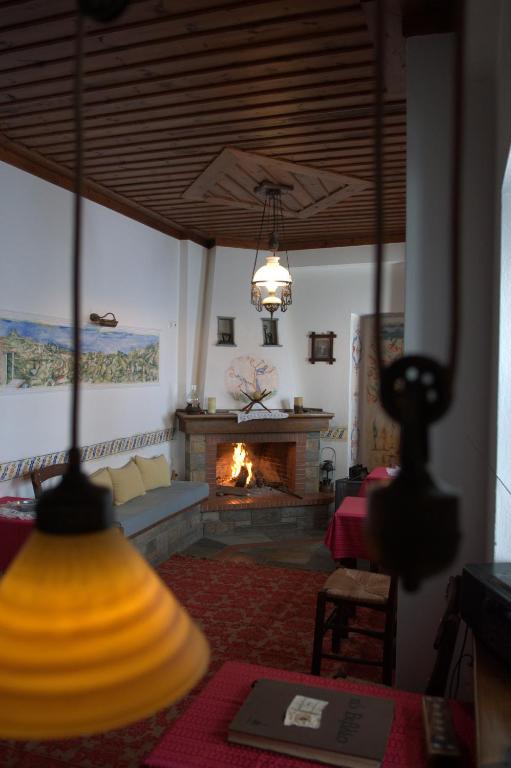 Część wypoczynkowa w obiekcie Vera's Traditional House