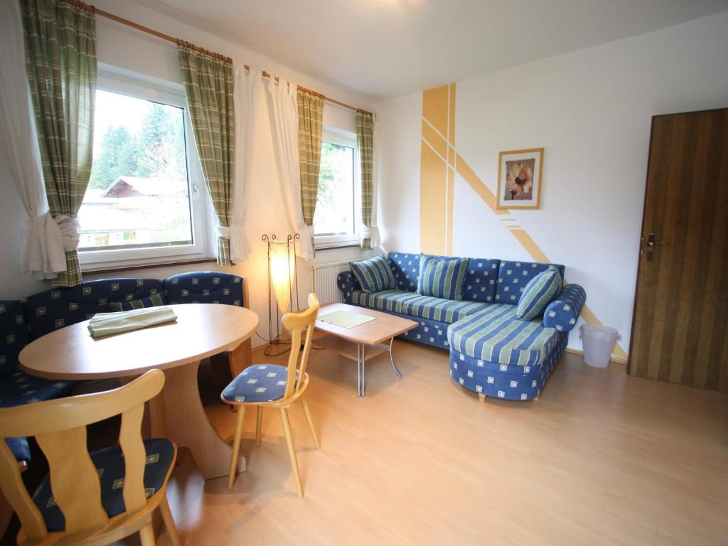 Posedenie v ubytovaní Scenic Apartment in Krispl Salzburg with Swimming Pool