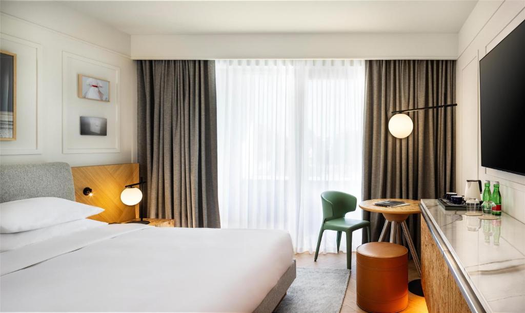 Postel nebo postele na pokoji v ubytování Hyatt Regency Zadar