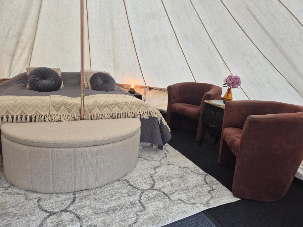 Posezení v ubytování Glamping Odenlund