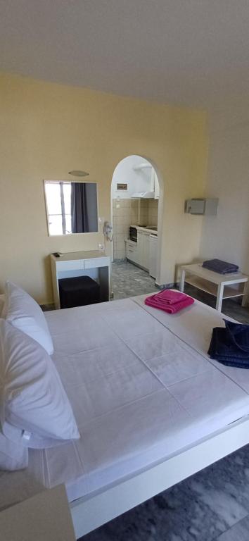 Postel nebo postele na pokoji v ubytování Villa Kavourakia