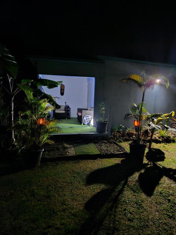 Fotografie z fotogalerie ubytování Chez Qaeko la fleur de minuit v destinaci Lifou