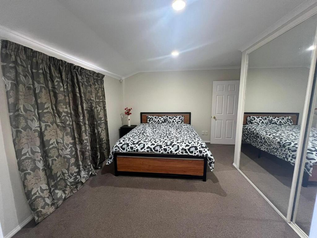 Best aboard on Chapel Road - Resim 11