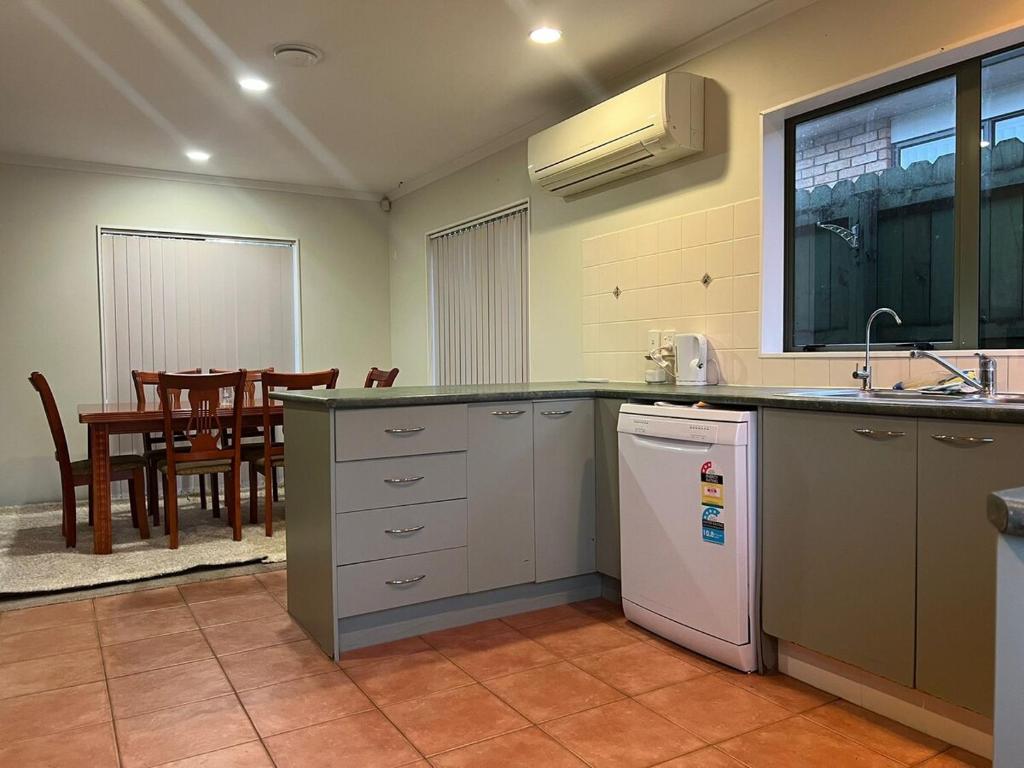 Best aboard on Chapel Road - Resim 8