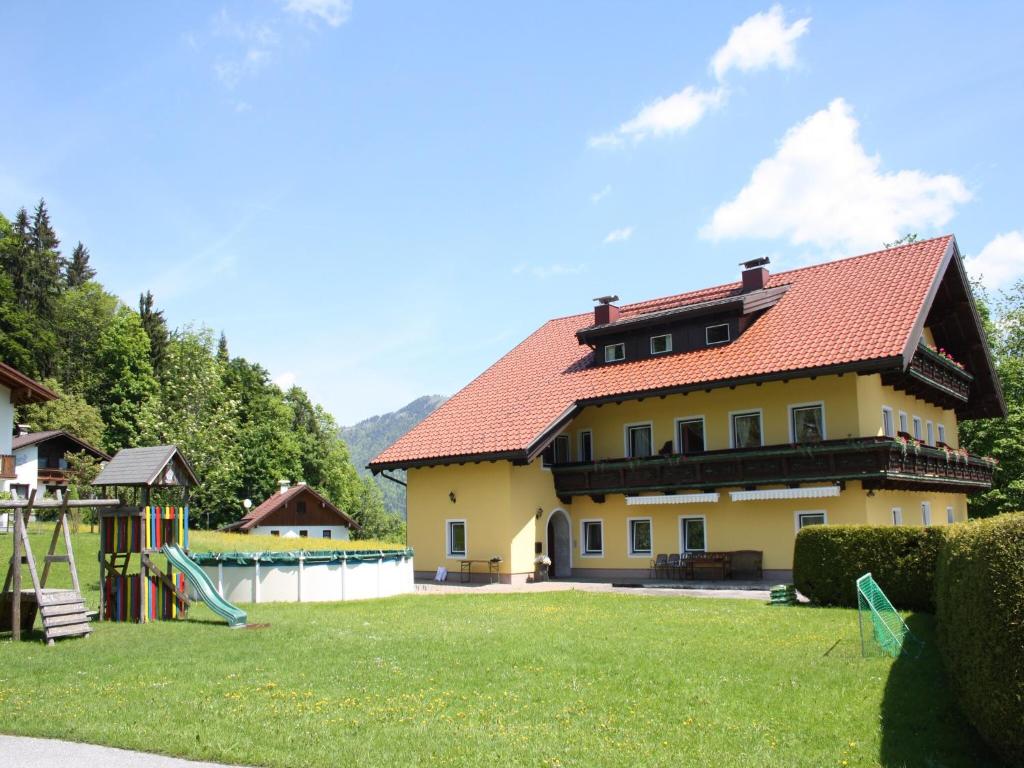 Vonkajšia záhrada v ubytovaní Scenic Apartment in Krispl Salzburg with Swimming Pool