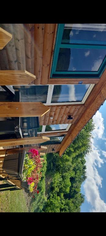 Balcone o terrazza di Mountain Vista Guesthouse Shkafi