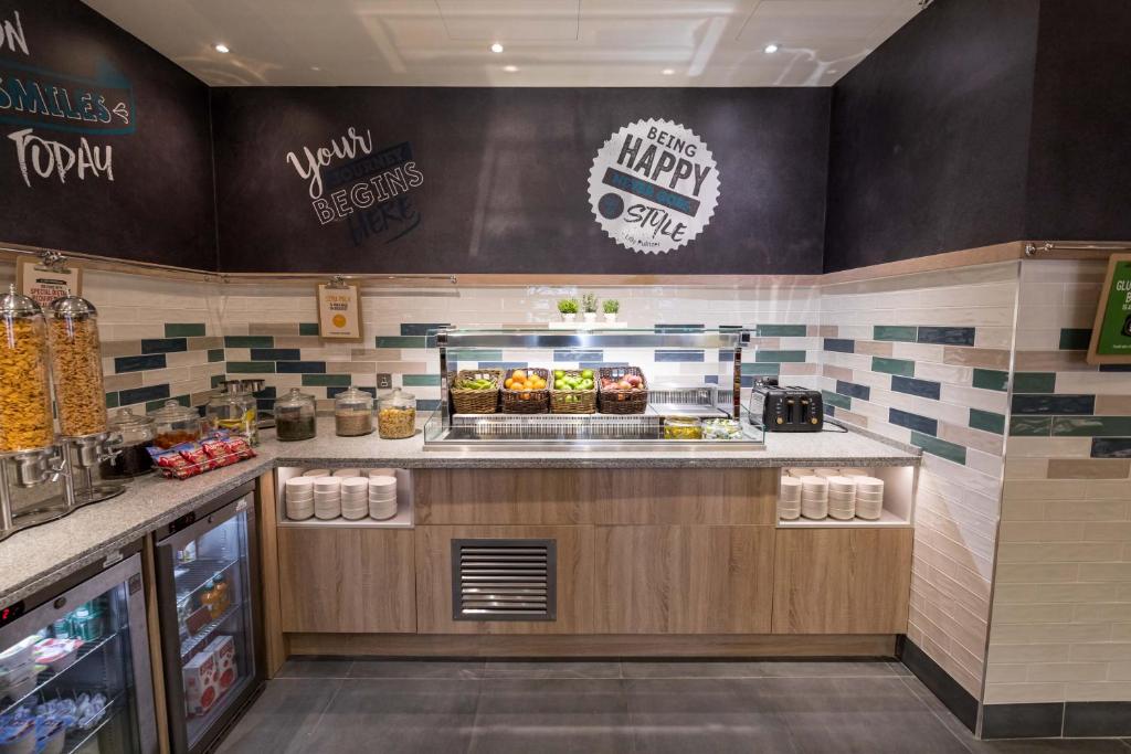 Hampton by Hilton Bournemouth - Resim 15