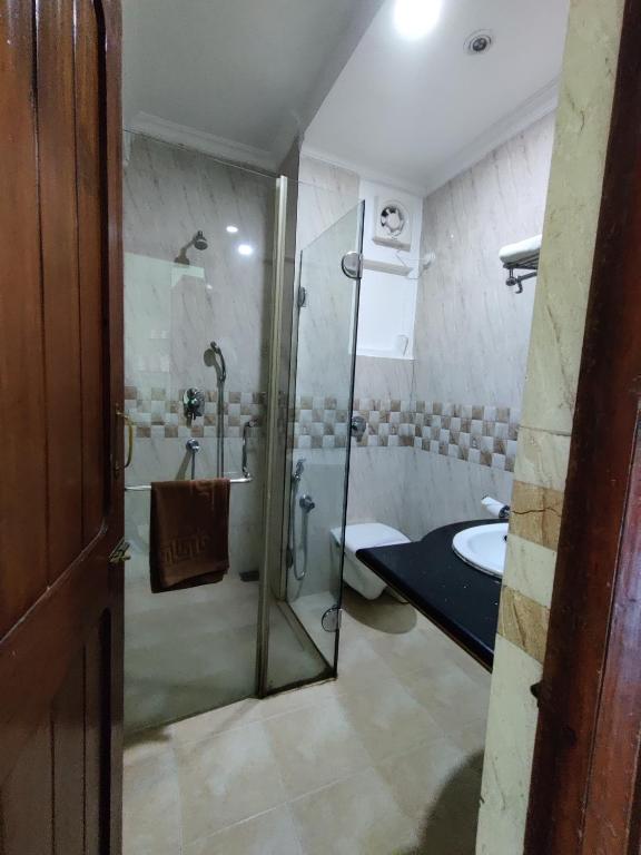 Koupelna v ubytování Hotel Goan Heritage