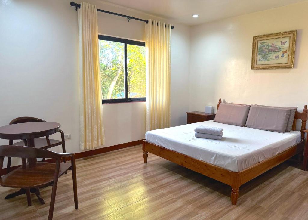 Tessie's Home Stay Bed & Breakfast 5