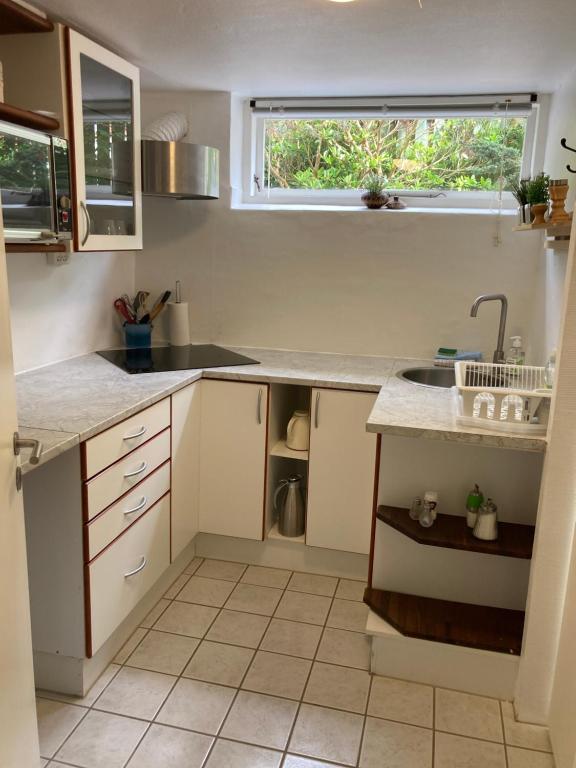 Kuchyň nebo kuchyňský kout v ubytování Spangsbo b&b