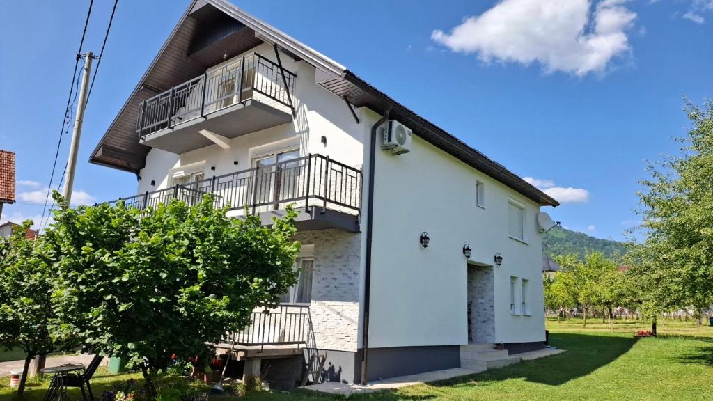 Rooms Lida & Friendly home - 8