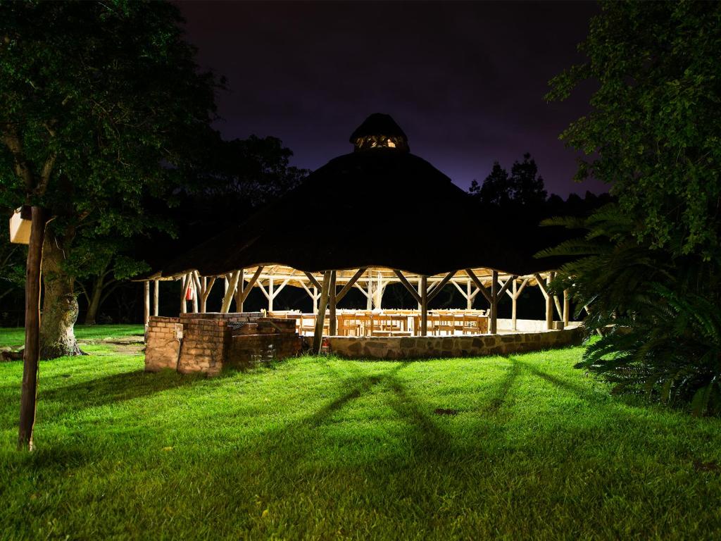 Zahrada ubytování Premier Resort Mpongo Private Game Reserve