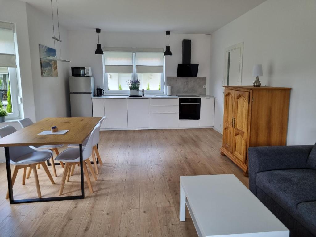 Kuchyňa alebo kuchynka v ubytovaní Holiday Home Mierki