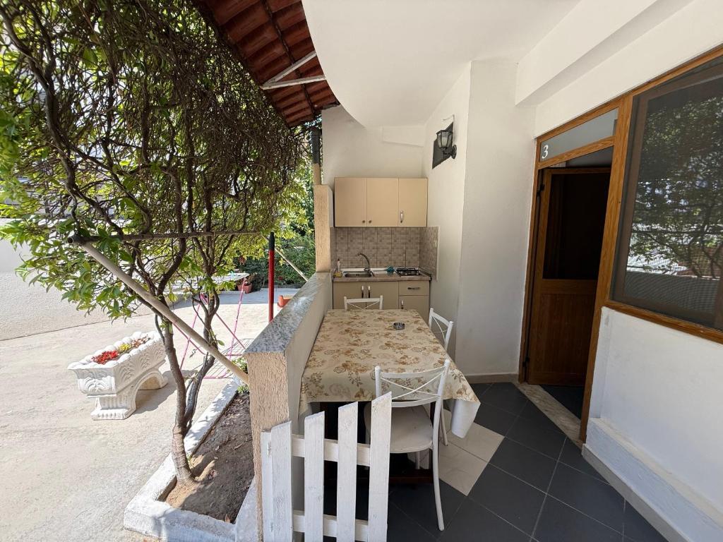 Fotografie z fotogalerie ubytování GuestHouse NOVI v destinaci Durrës