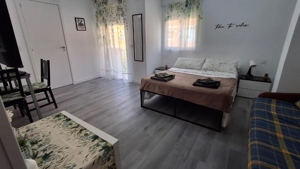 Loft con balcón cercano al centro de Valencia
