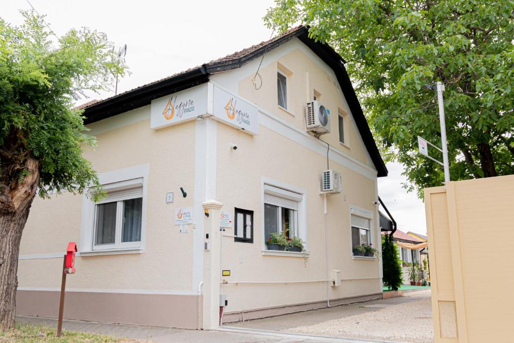 Budynek, w którym mieści się obiekt B&B