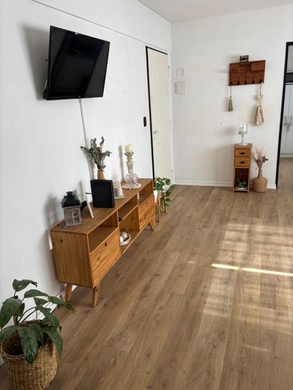 Alquilo departamento por dia. Zona castelar!!!