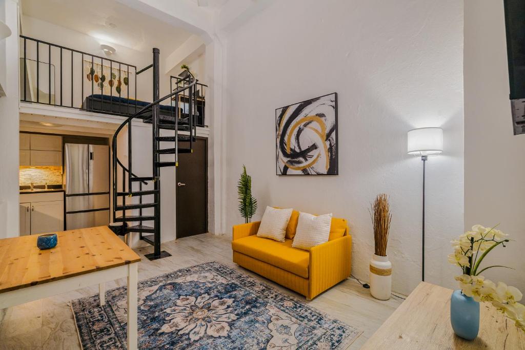 Istumisnurk majutusasutuses Old San Juan Gateway Gem