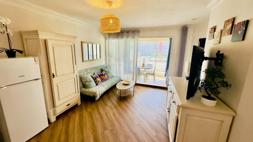 Kuchyň nebo kuchyňský kout v ubytování Logement entier - Idéalement situé