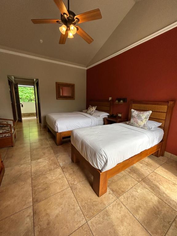 Postel nebo postele na pokoji v ubytování Hotel Ladera