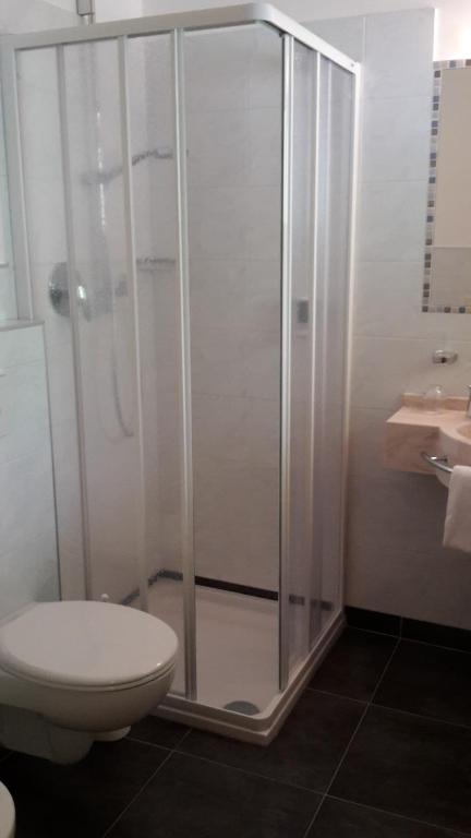 Koupelna v ubytování Aktiv Hotel Schönwald