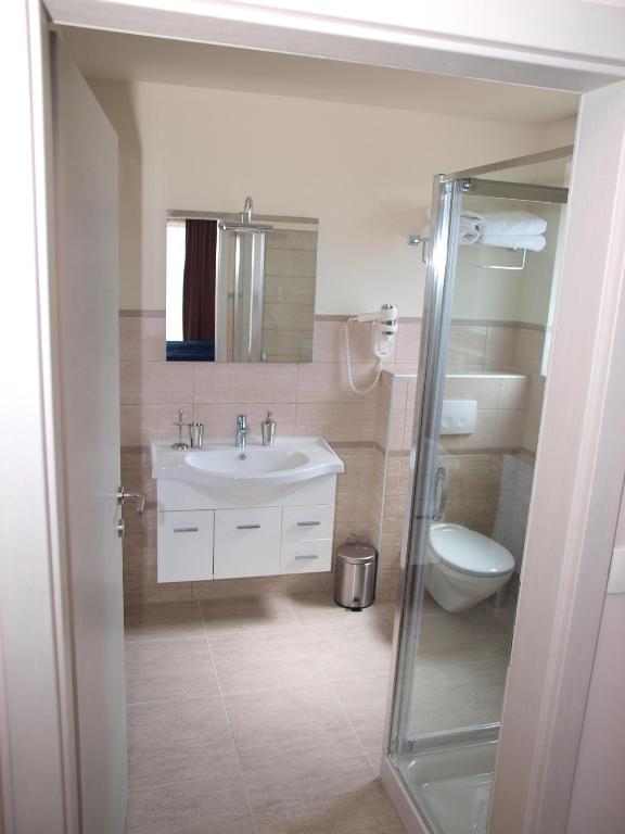 Vannituba majutusasutuses Guesthouse Olei