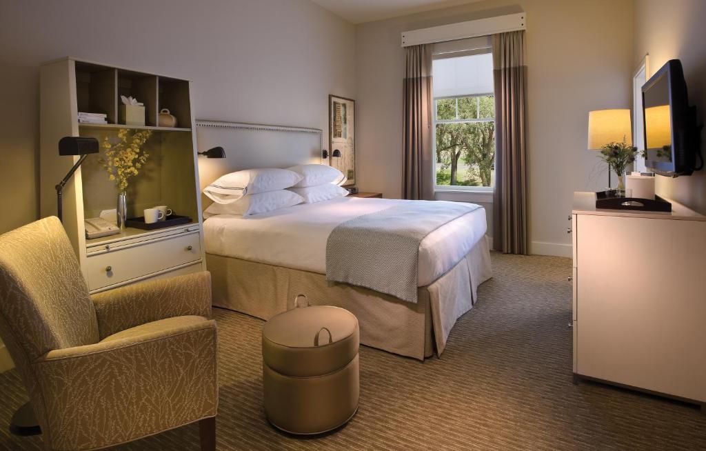 Hotel Parq Central Albuquerque photo